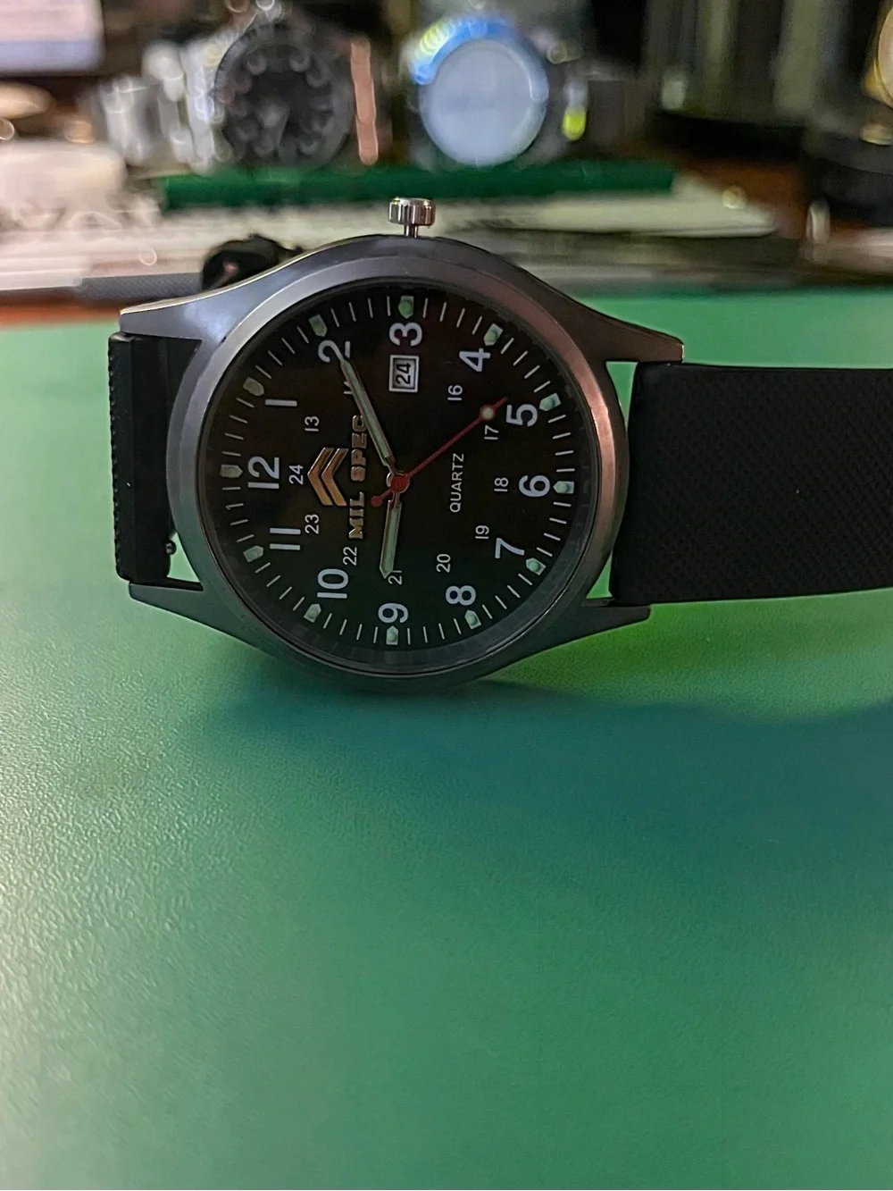 Military Field Watch . MIL-SPEC line 42mm